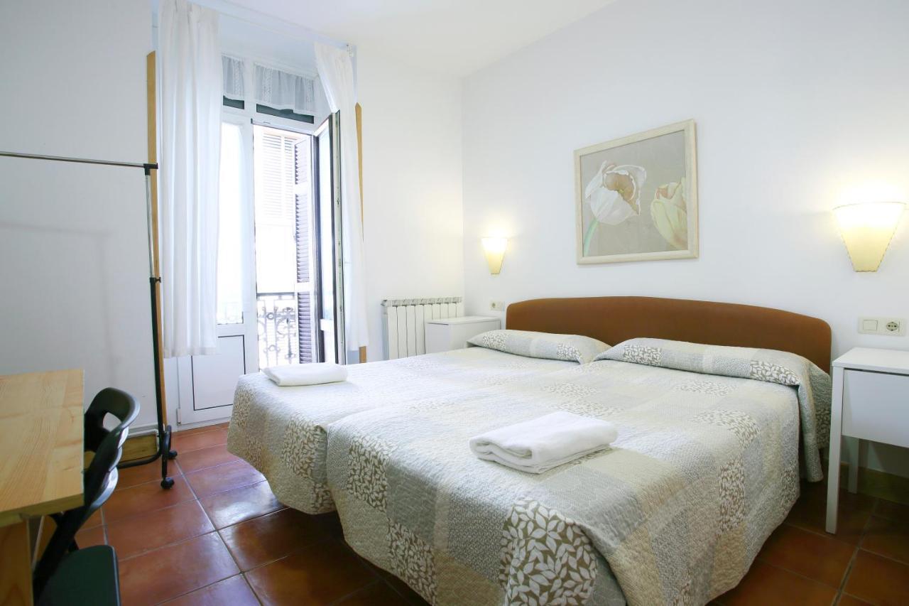 Pension San Telmo / San Juan Сан-Себастьян Экстерьер фото